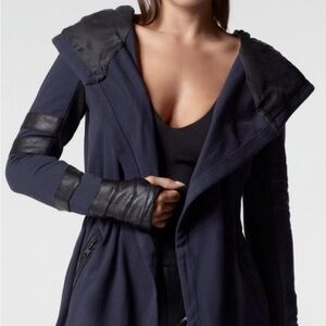 Maitri Traveler Jacket - Patriot Blue